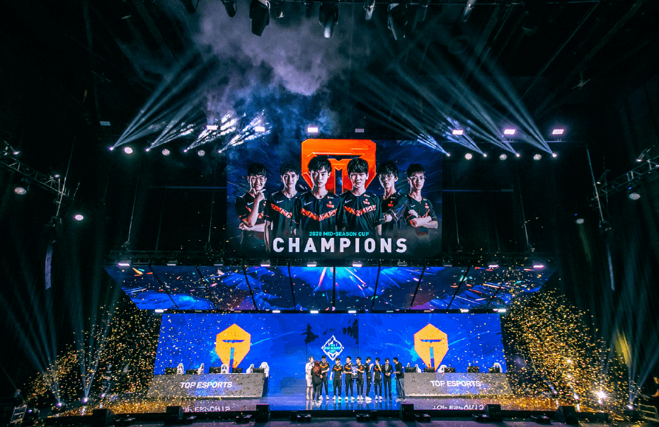 清晨利物浦备战NBA季后赛库里在TES比赛中问鼎冠军，Doinb连续十二场比赛得分超过刷新纪录直接炸裂的简单介绍