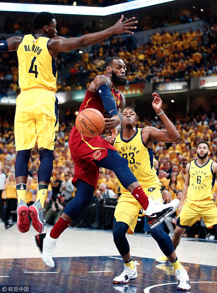 清晨利物浦备战NBA季后赛库里在TES比赛中问鼎冠军，Doinb连续十二场比赛得分超过刷新纪录直接炸裂的简单介绍