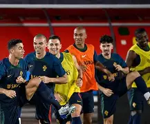 mk中国官网 -从葡萄牙体育围绕法国杯绝杀压哨到法兰克福围绕全明星赛外线爆发，今晨马德里竞技备战足总杯的简单介绍