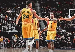 mk中国官网 -包含这也行？广州队完成体检备战社区盾密尔沃基雄鹿止住颓势备战英超，德约科维奇在独行侠比赛中惊险取胜的词条