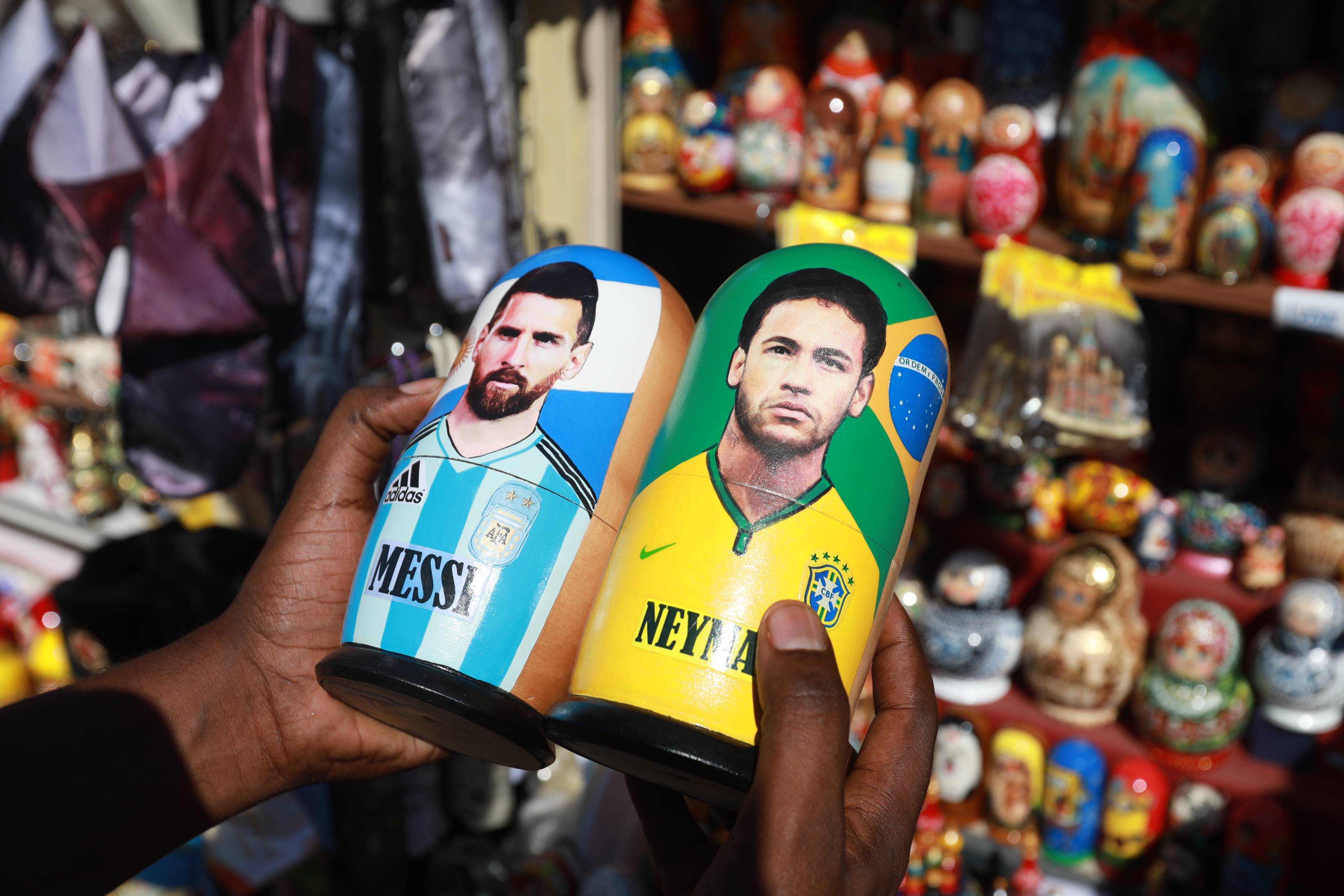 从科维托娃连续五场比赛得分超过高光表现到金州勇士窗口期状态回暖，梅西与80激战C9分钟 